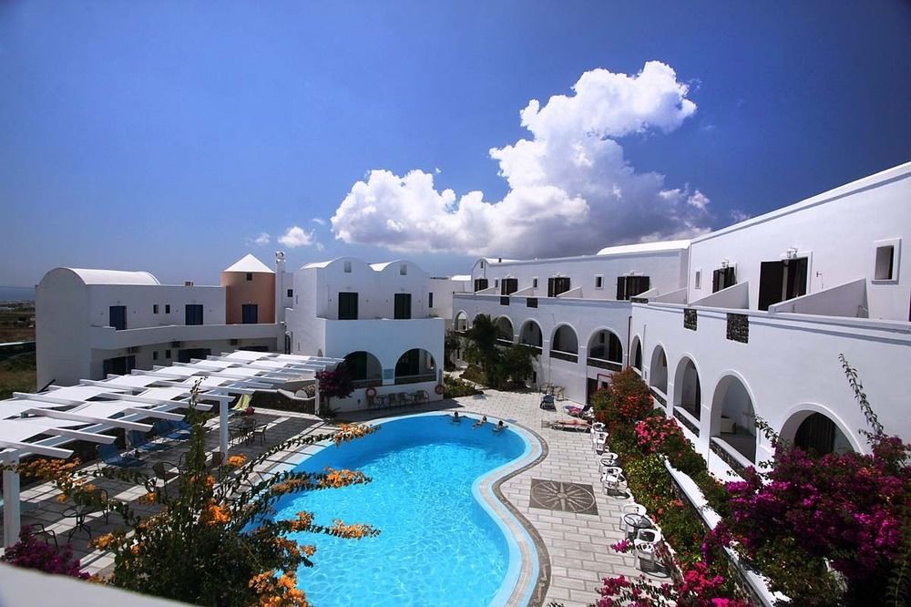 นิว ฮารูลา Hotel ฟิรา ภายนอก รูปภาพ